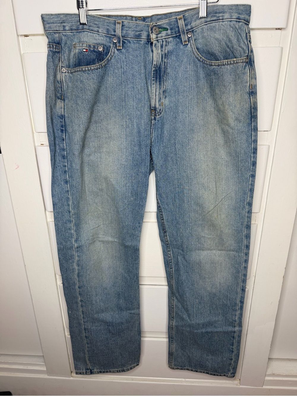 Tommy Hilfiger Men's Light Blue Straight Jeans. Size 34x32